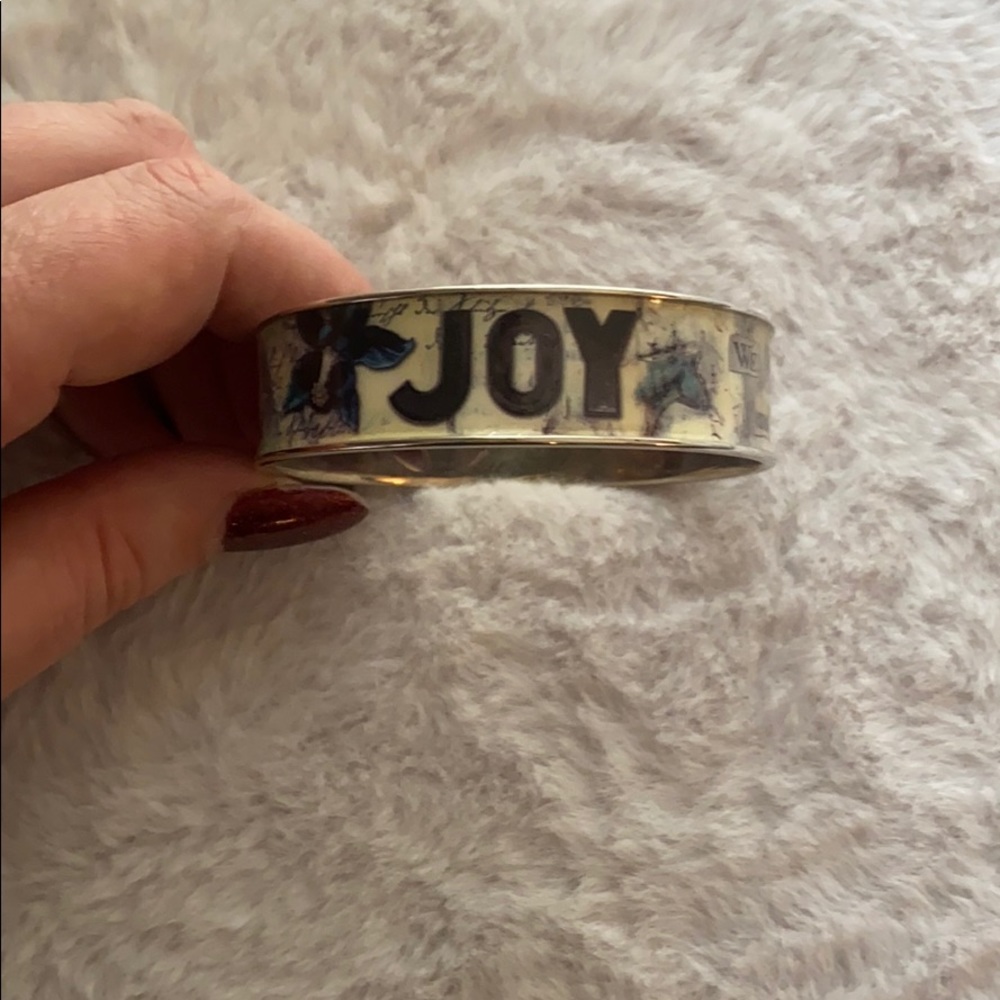 Joy bracelet